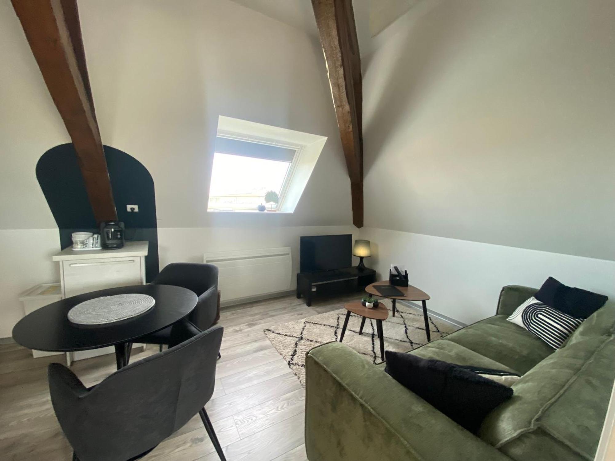Aparthotel Les Rives des Habsbourg à Ensisheim Extérieur photo